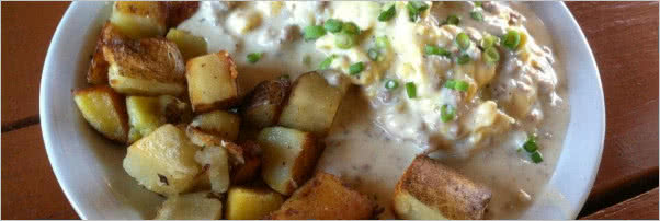 Luckys Cafe Biscuits and Gravy